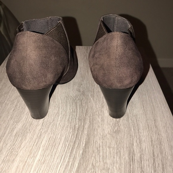 Ditto Booties - Picture 3 of 6